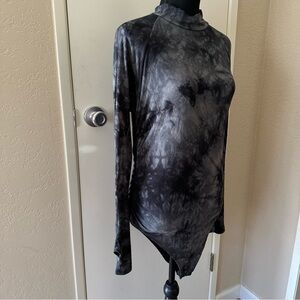 Fashion Nova Smoky Mirrors Mock Neck Bodysuit, Size XL